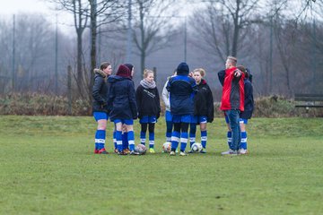 Bild 20 - C-Juniorinnen FSG-BraWie 08 - TuS Tensfeld : Ergebnis: 0:8